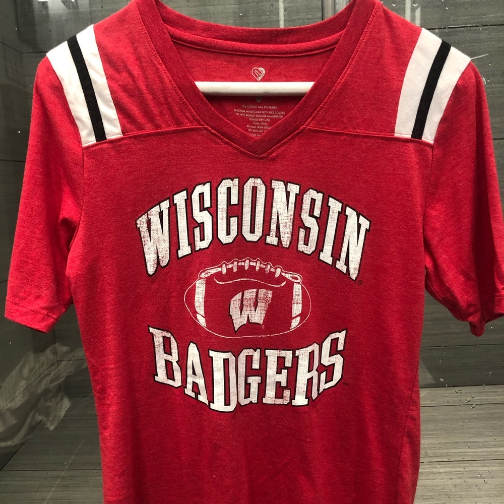 Wisconsin Badgers Football T-Shirt Sz Small